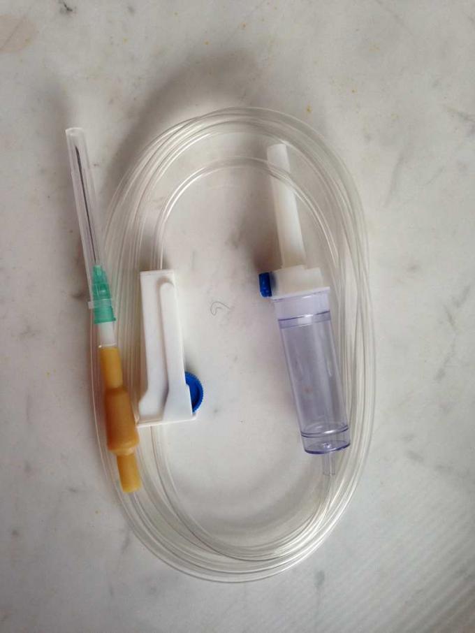 Consommables médicaux de clinique pour l'injection hypodermique, ensemble jetable d'infusion de PVC